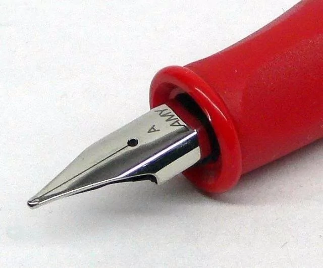 Lamy: guia de reposição e manutenção – penas avulsas, borrachas, mecanismos e peças