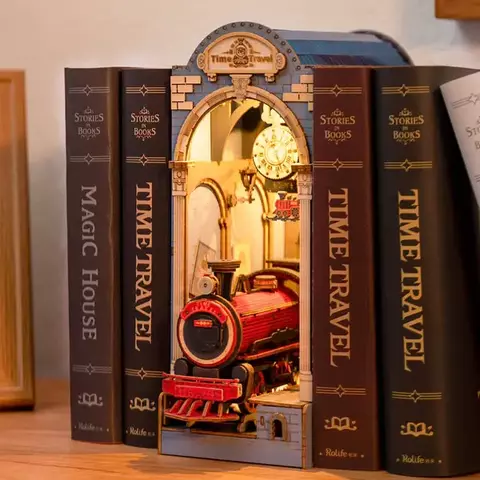 Book Nook e Casa em Miniatura: diferenças, estilos e como usar na decoração  